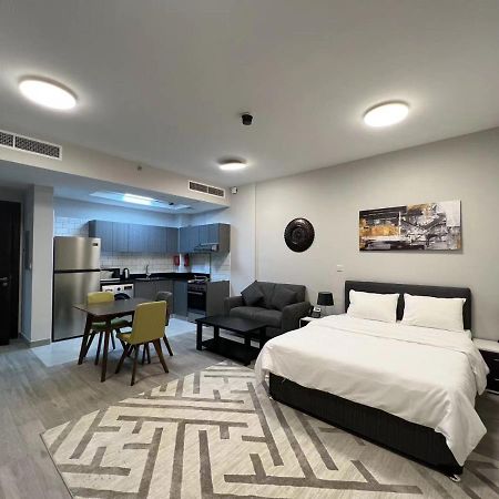 Penrose Place Dubai Jvc Exterior photo
