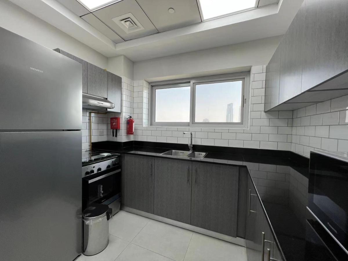 Penrose Place Dubai Jvc Exterior photo