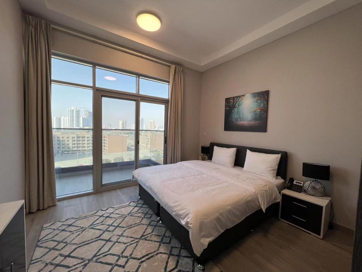 Penrose Place Dubai Jvc Exterior photo